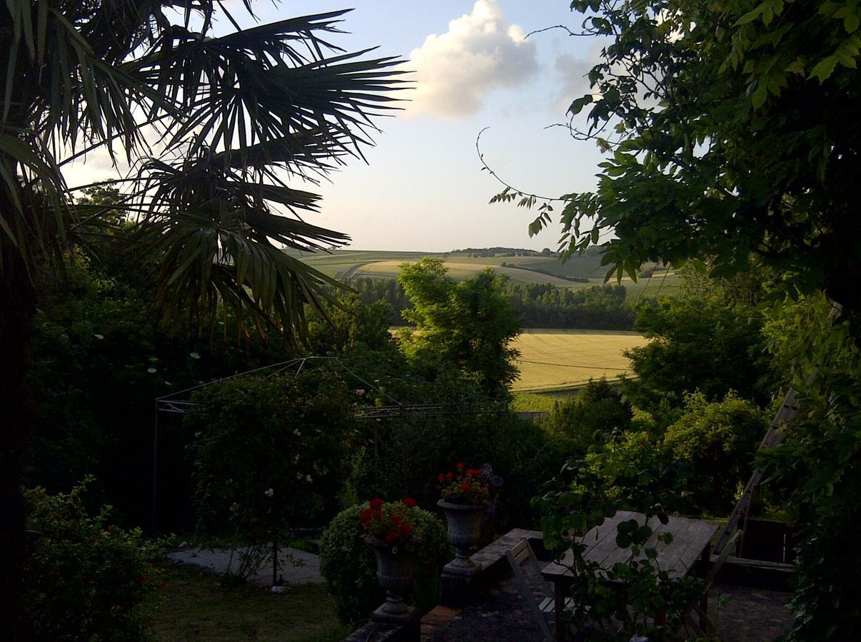 Chez Brown Bed & Breakfast Saint-Thomas-de-Conac Luaran gambar